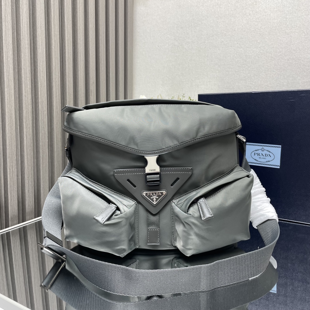 Pra*a satchel bags